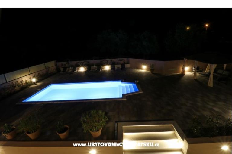  Dom s bazénom - Villa Marijana  – foto 4