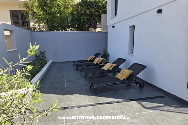 Dom s pogledom na more Antivo – foto 6